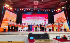 Sinh viên Nguyễn Thị Trang đạt giải Khuyến khích tại Cuộc thi Hùng biện tiếng Trung Toàn quốc – Đà Nẵng 2025 hbdn1